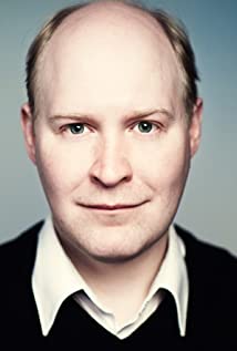 Henrik Dorsin. Director of Se upp för Jönssonligan
