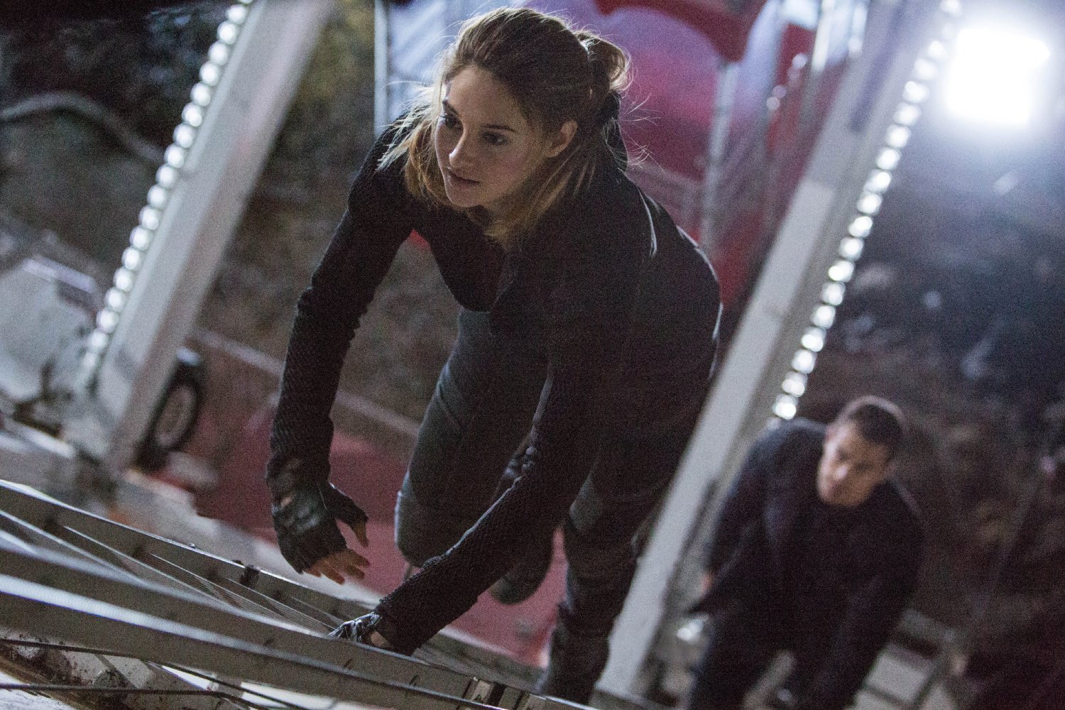 Divergent 2014 Full Movie Watch in HD Online for Free - #1 Movies Website