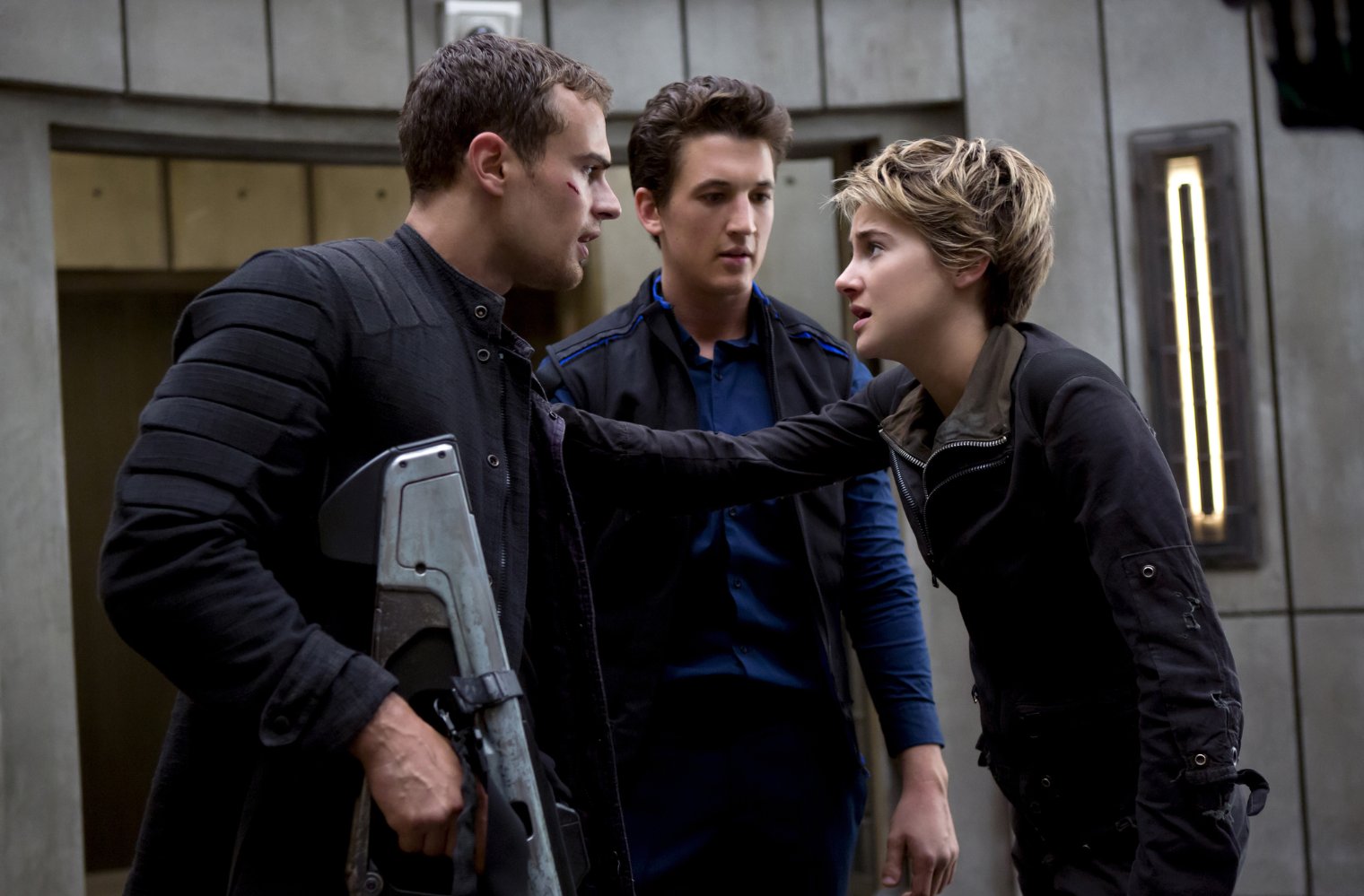 watch insurgent full movie online