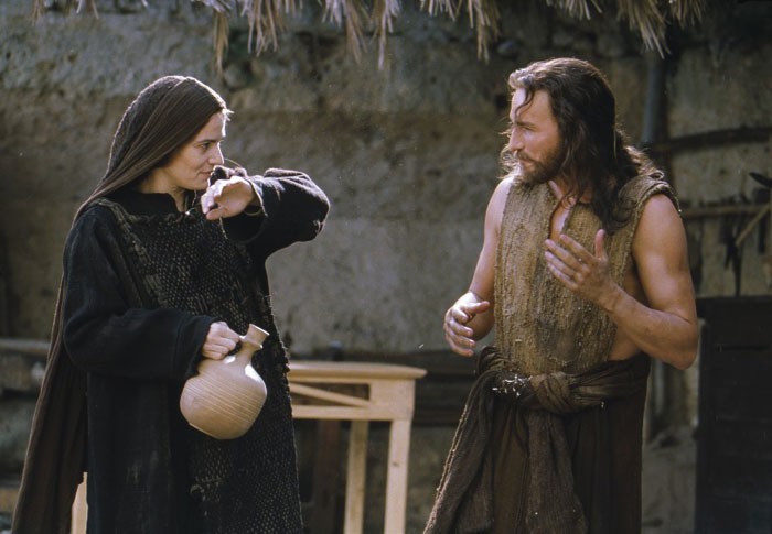 watch passion of the christ english version